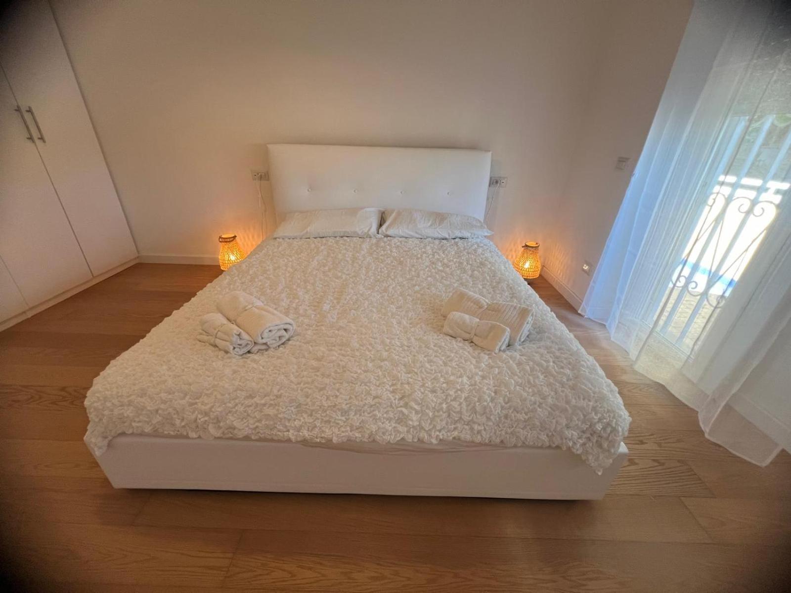 Hyaline Gregorio VII Apartment โรม ภายนอก รูปภาพ
